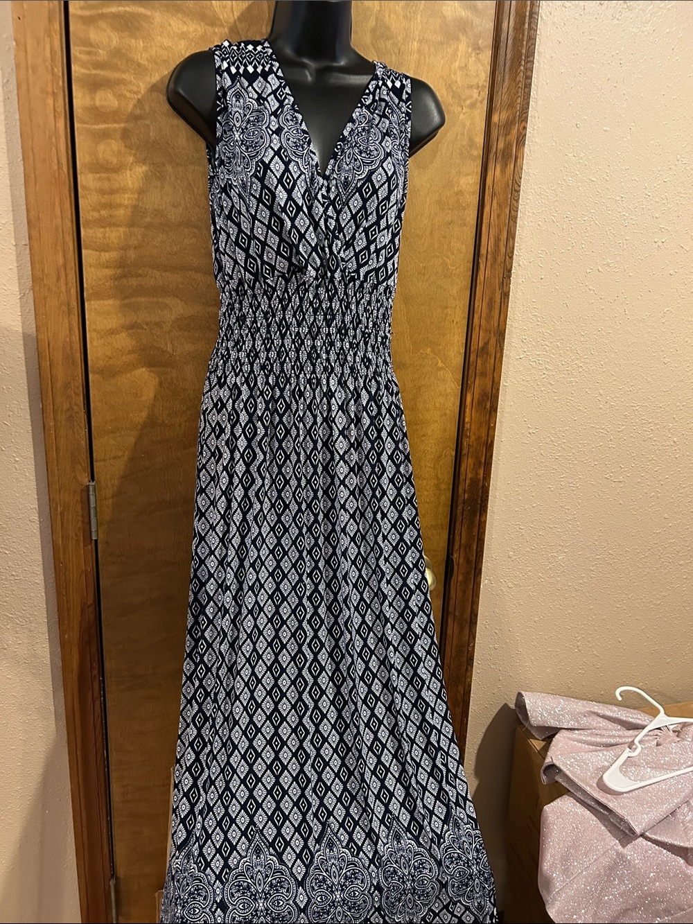 Source Unknown Navy and White V‑Neck Smocked Maxi Dress